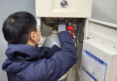 캐비넷형 자동소화장치 점검.jpg